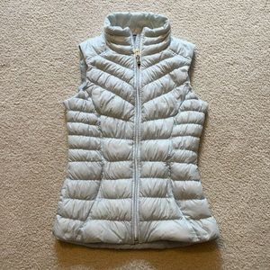 ❌SOLD❌ Athleta Puffer Vest